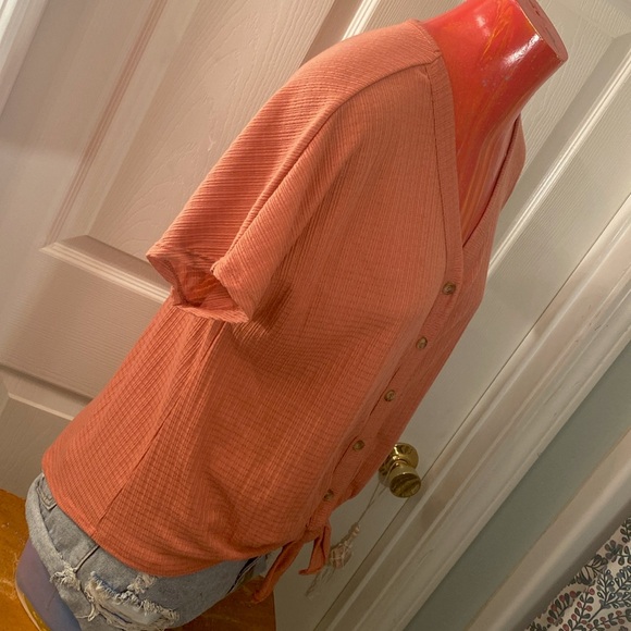 ABOVE AND BEYOND Pink Tie Knot Top - Picture 9 of 12